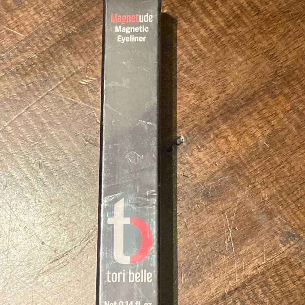 Tori Belle Magnitude Magnetic Eyeliner Brown Sealed